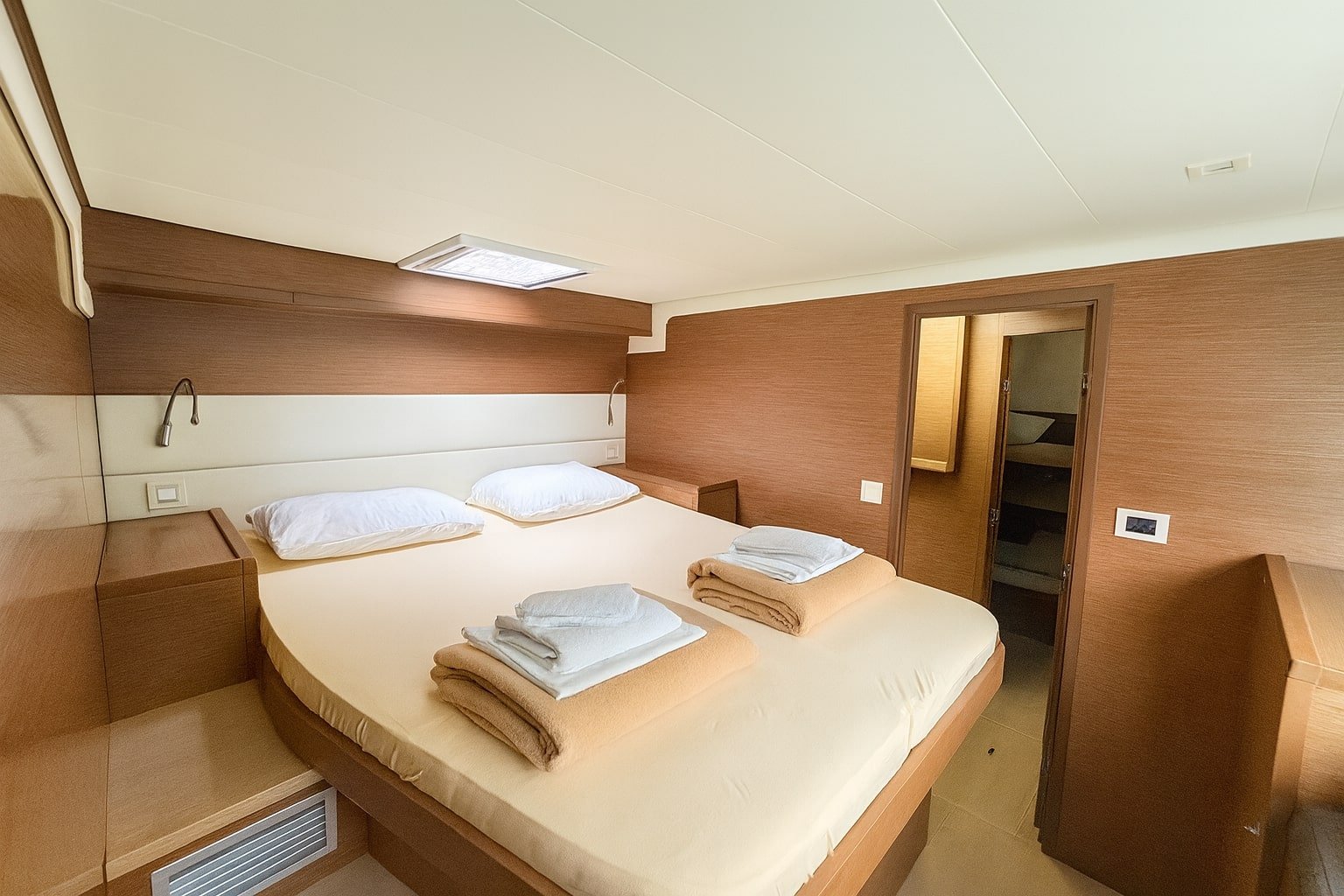 ORION STAR - Catamaran in Volos