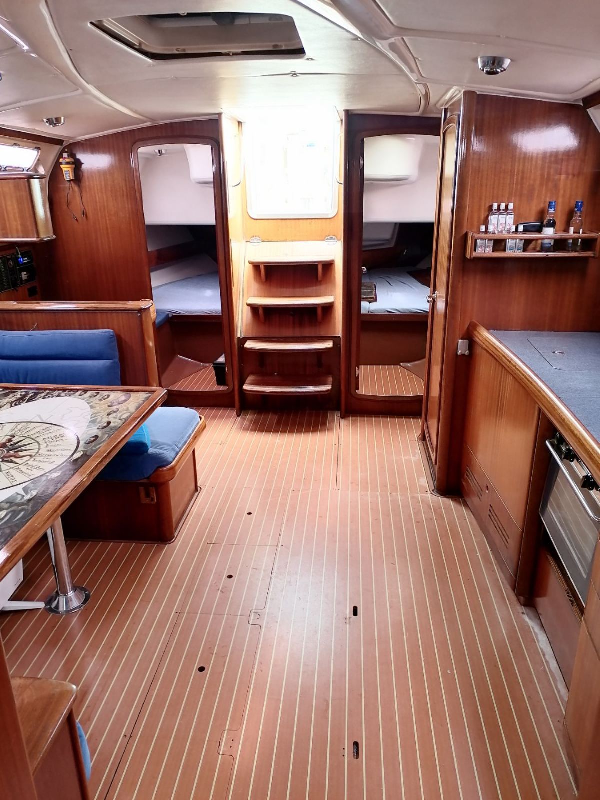 Orion VI - Sailboat in Volos