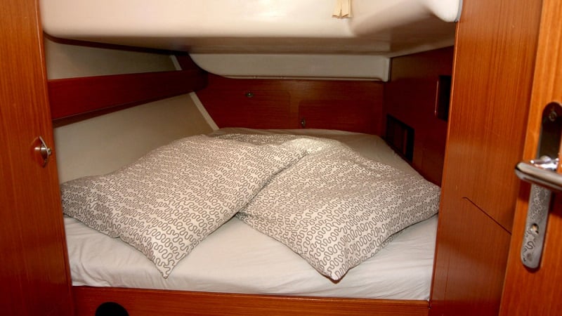 ORION XI - Sailboat in Volos