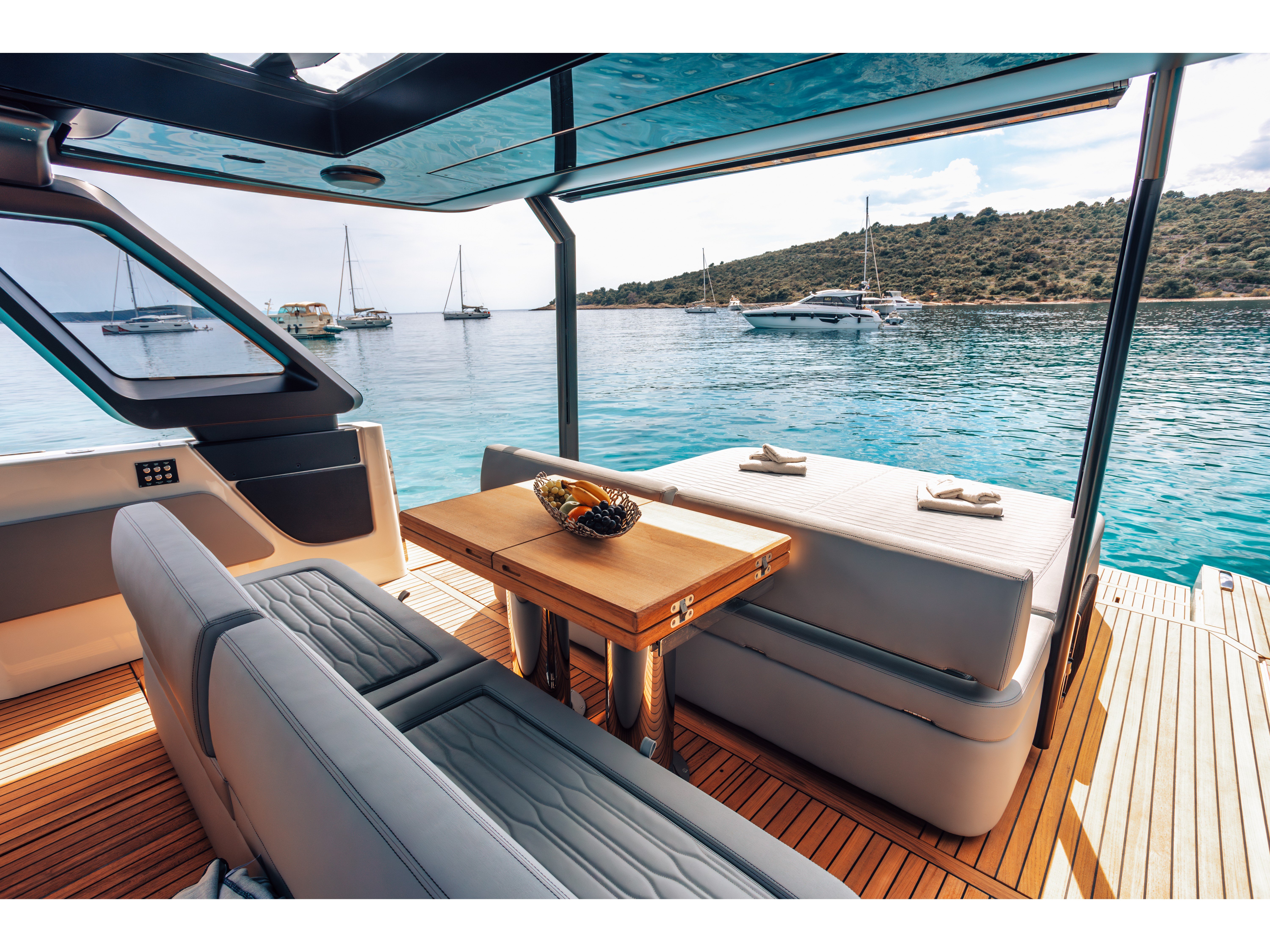 Alb 3 - Motor Yat içinde Split