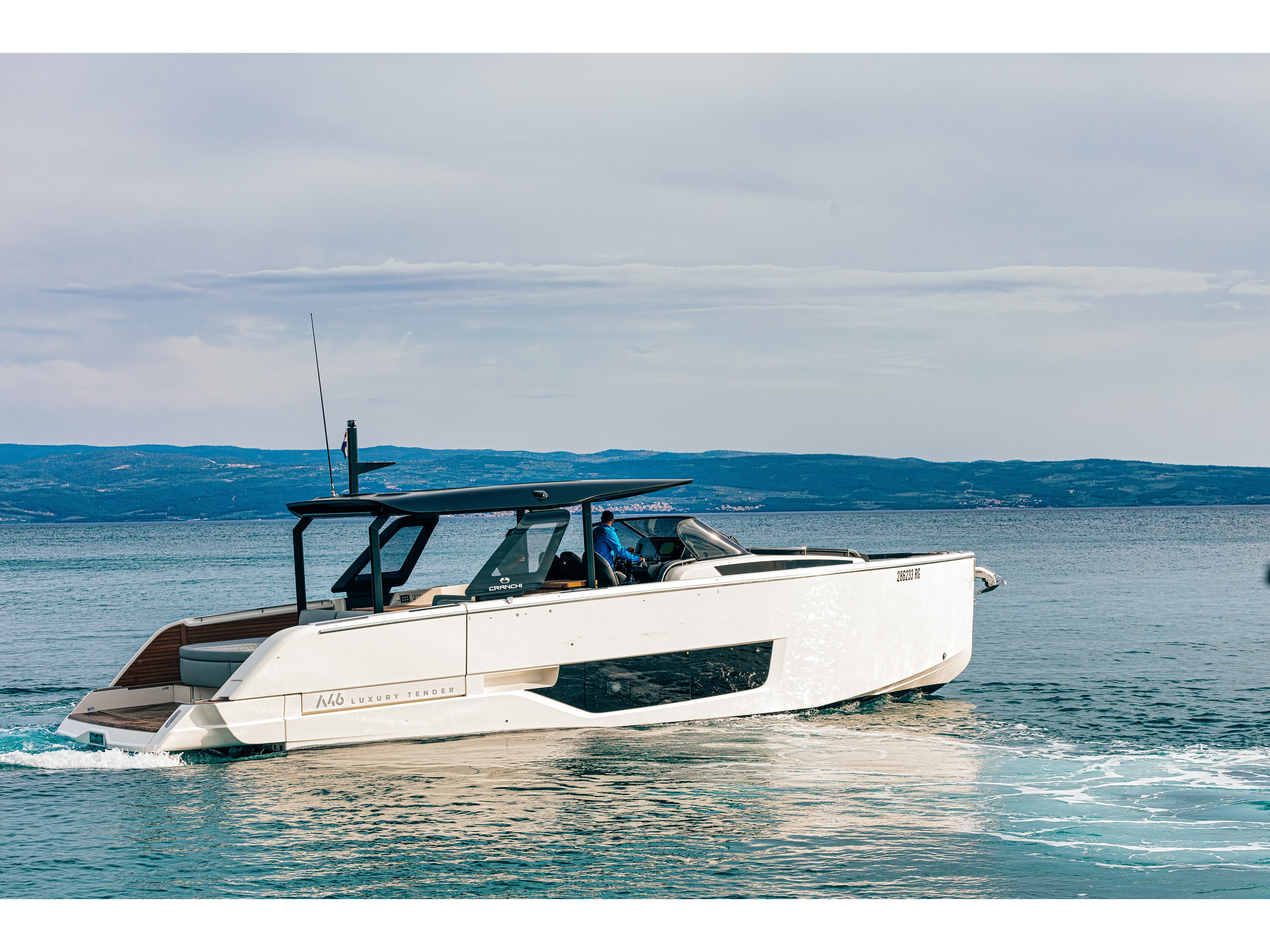 Alb 3 - Motor Yat içinde Split