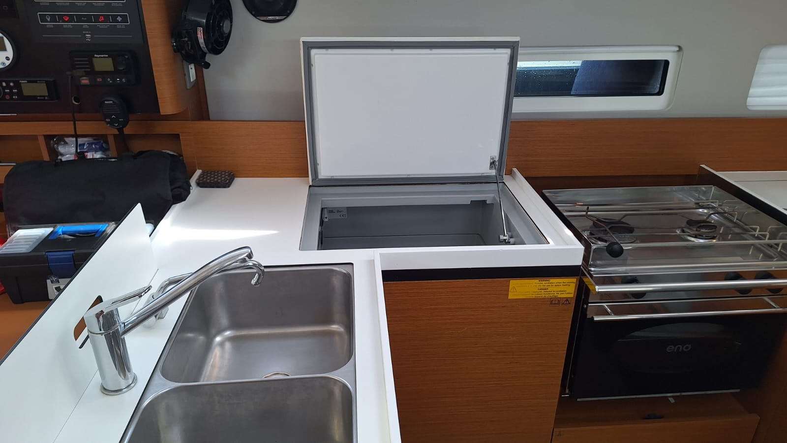 Iliada - Yelkenli içinde Palairos