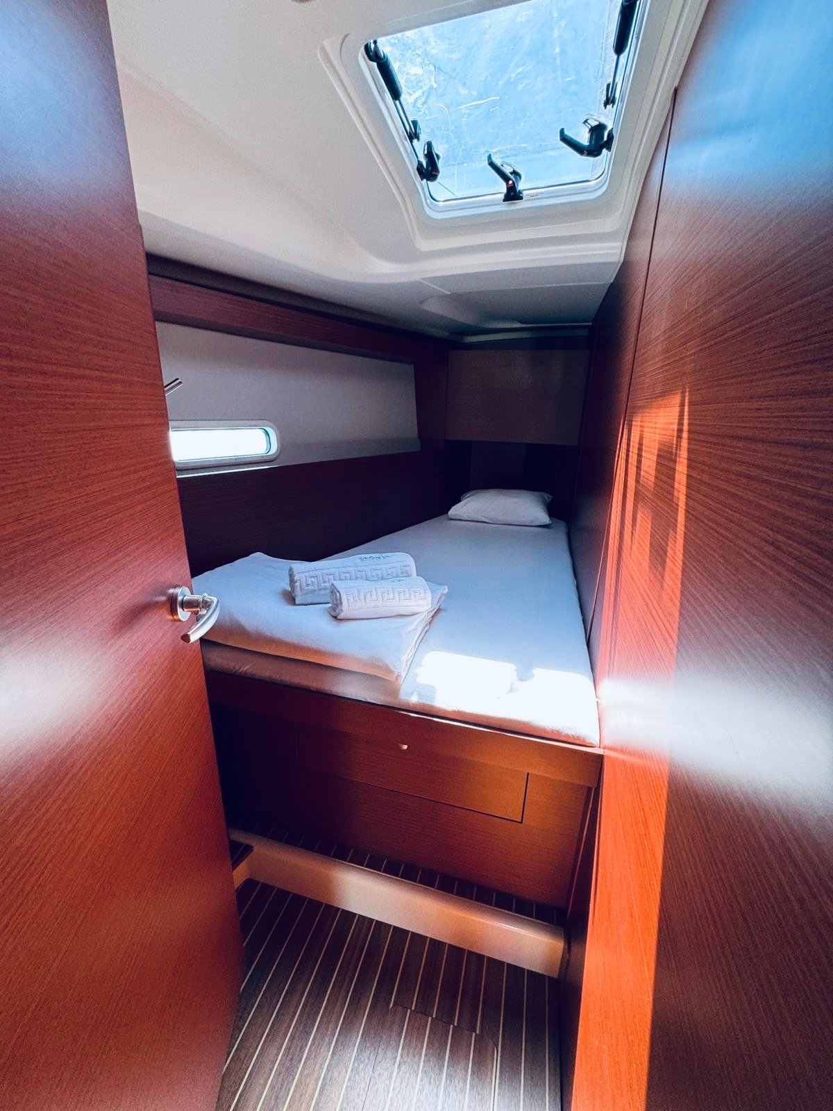 DELTA - Sailboat in Novi Vinodolski