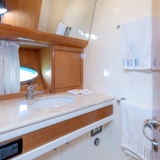 C&A - Motor Yacht in Paleo Faliro