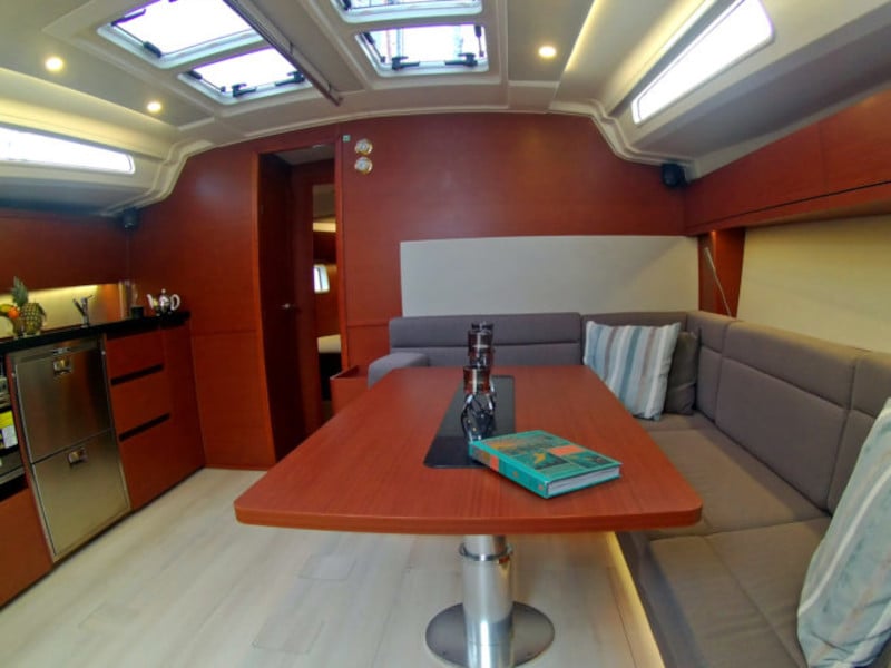 Aktea - Sailboat in Anatoliki Attiki