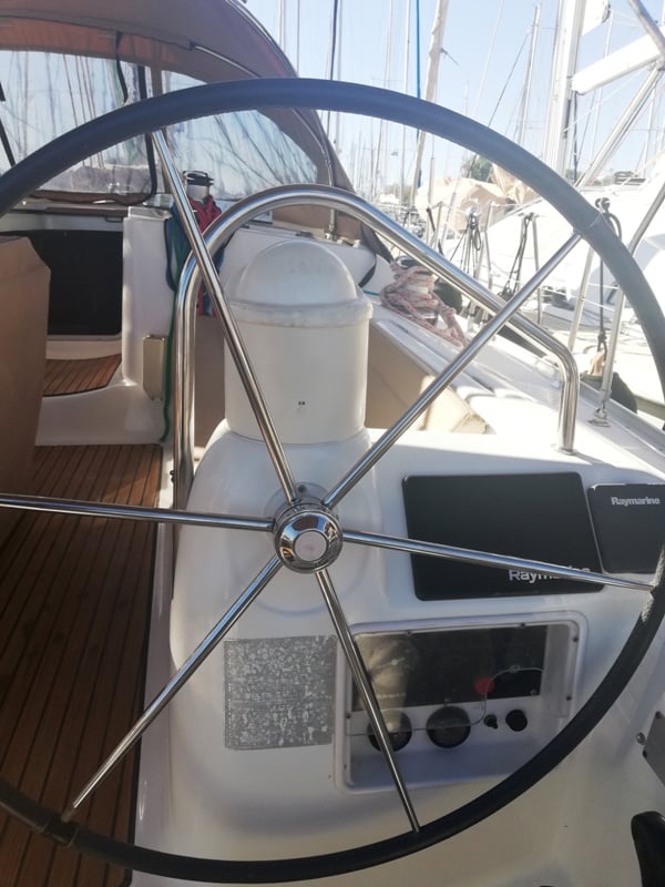 REN - TOTAL REFIT 2018 - Sailboat in Alimos