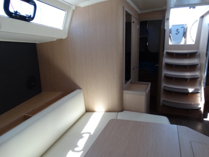 KOS 41.4 - Sailboat in Volos