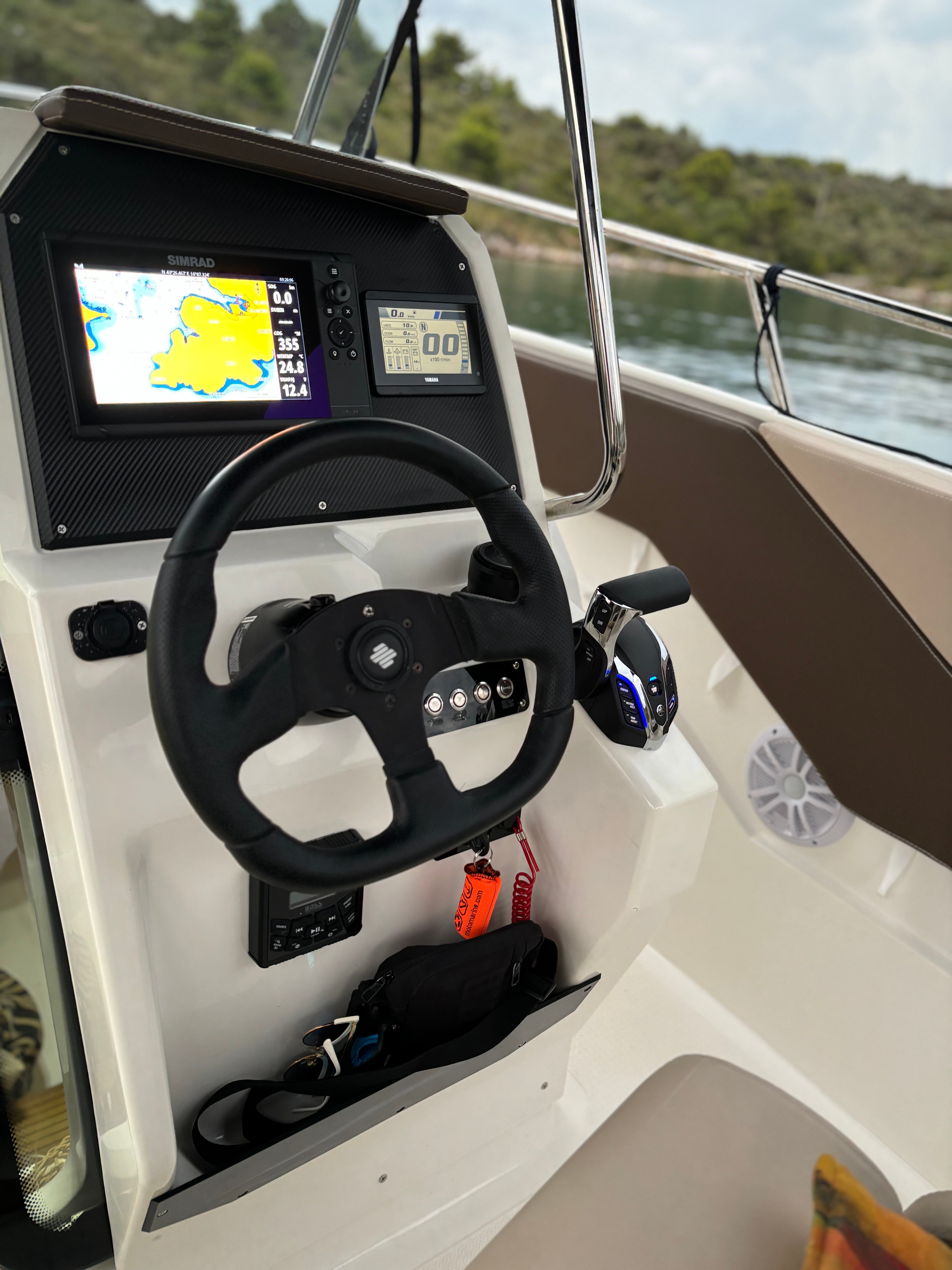 no_name - Motor Yacht in Trogir