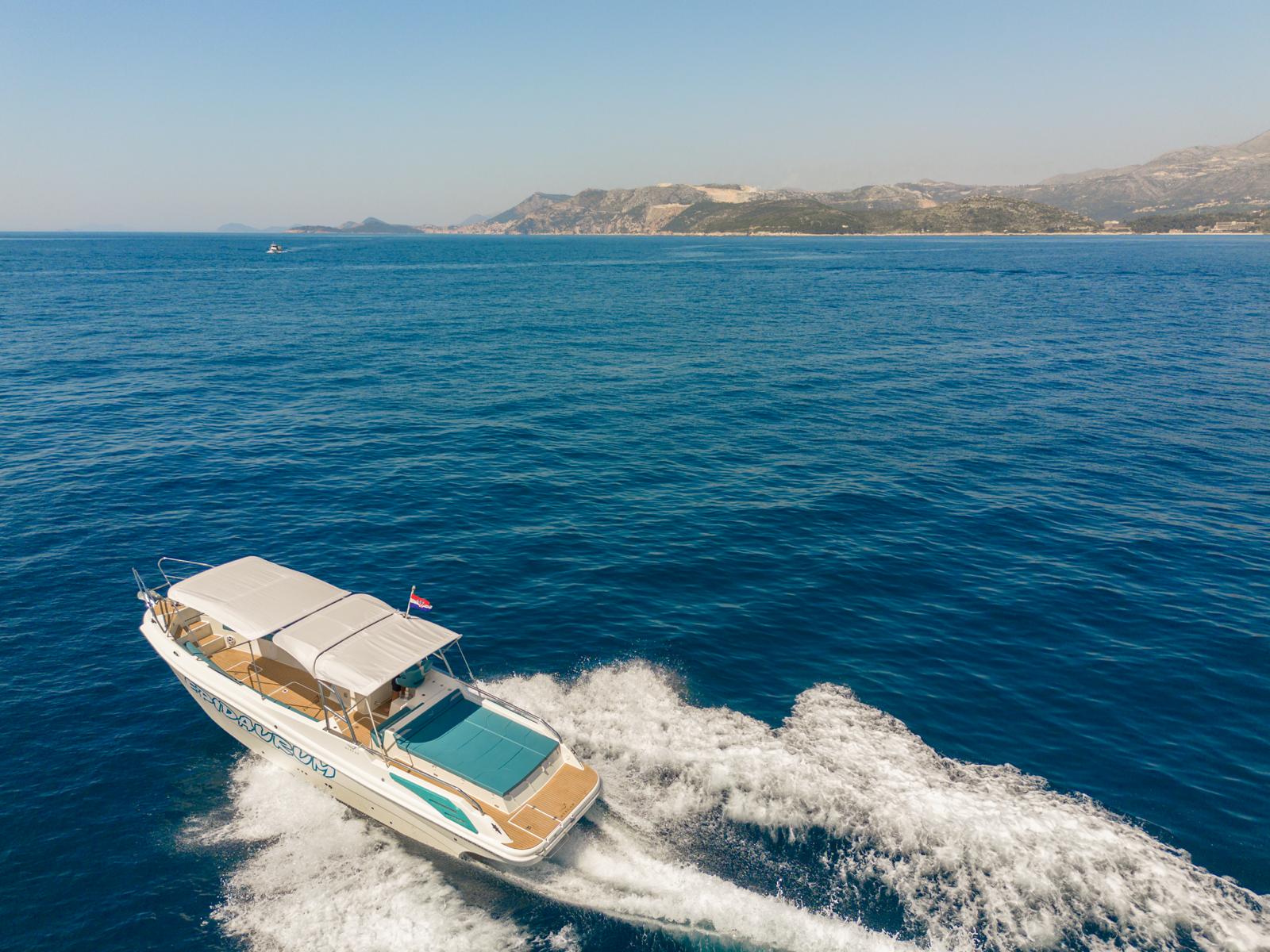 Excursion 34 III - Motor Yacht in Dubrovnik