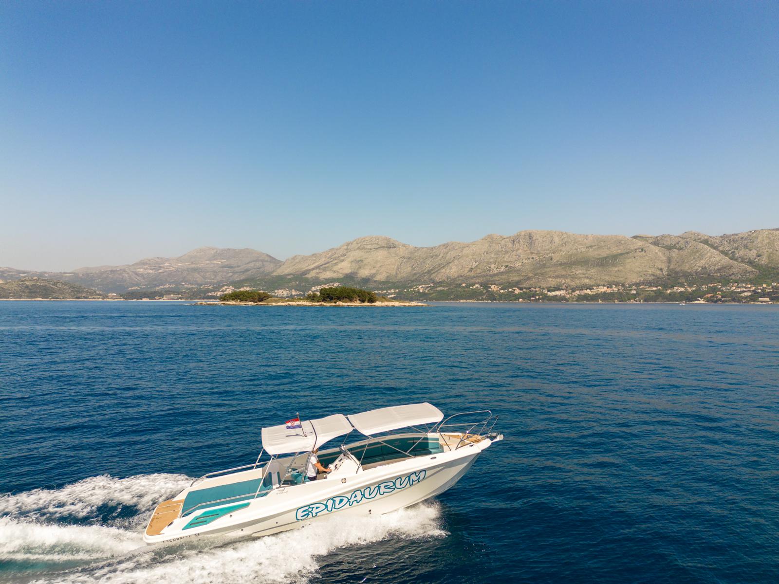 Excursion 34 III - Motor Yacht in Dubrovnik