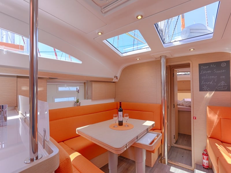 STAR - Sailboat in Split