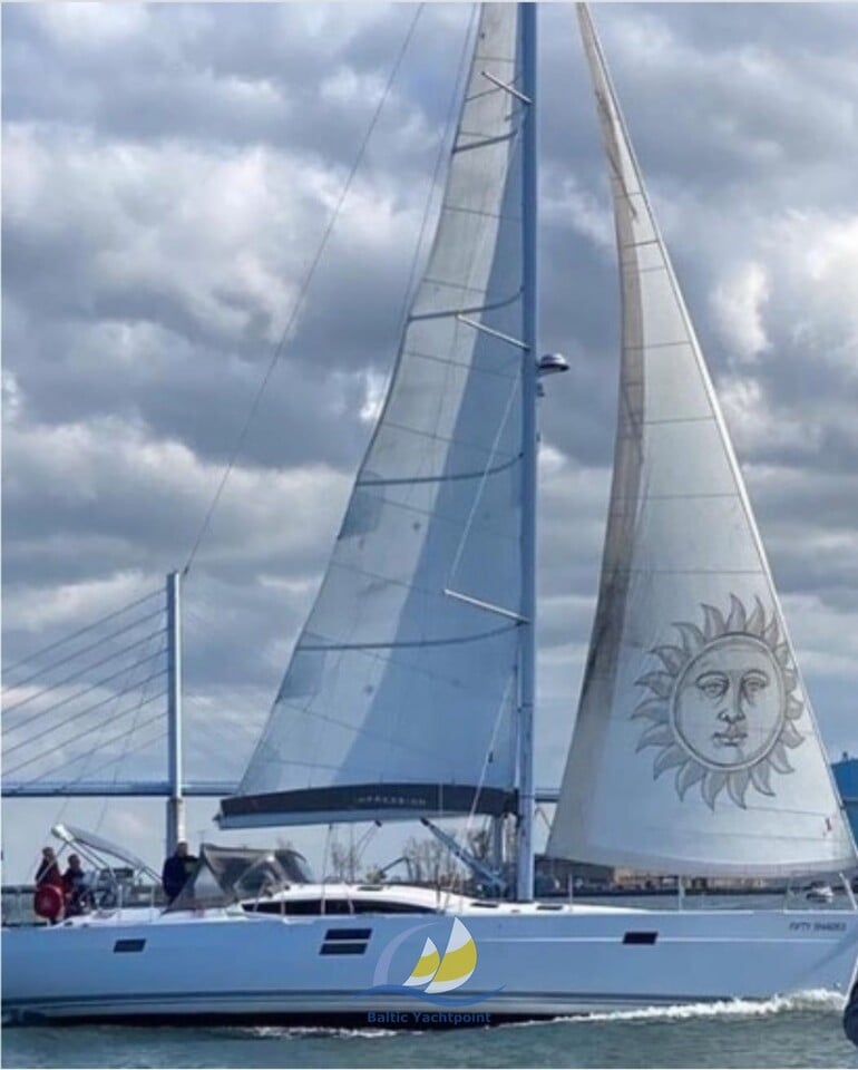 Fifty Shades - Sailboat in Palma