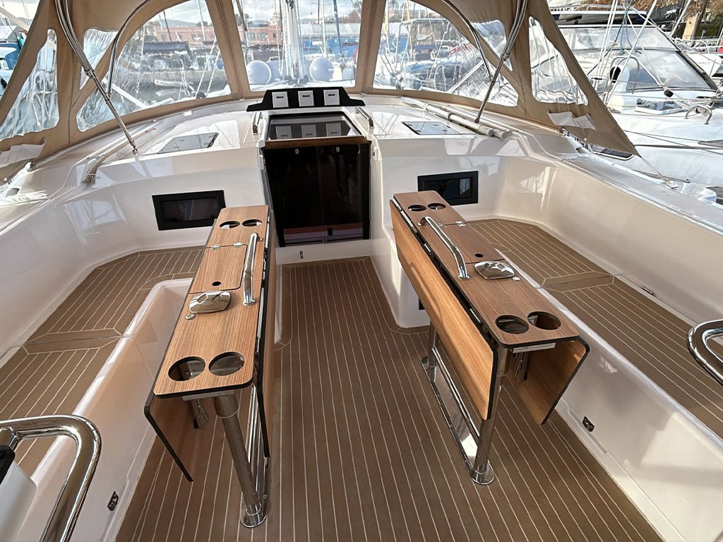 TOPAZ - Sailboat in Palma