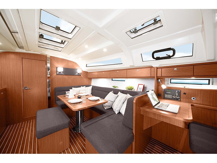 Lucky - Sailboat in Bibinje