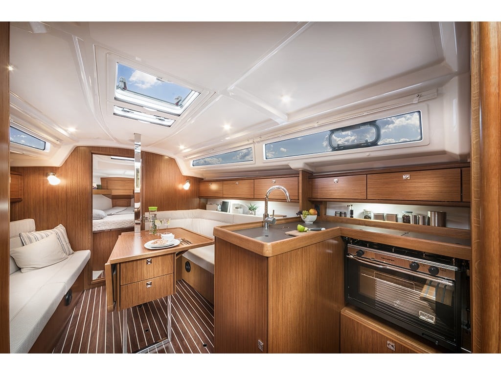 Whisk - Yelkenli içinde Bibinje