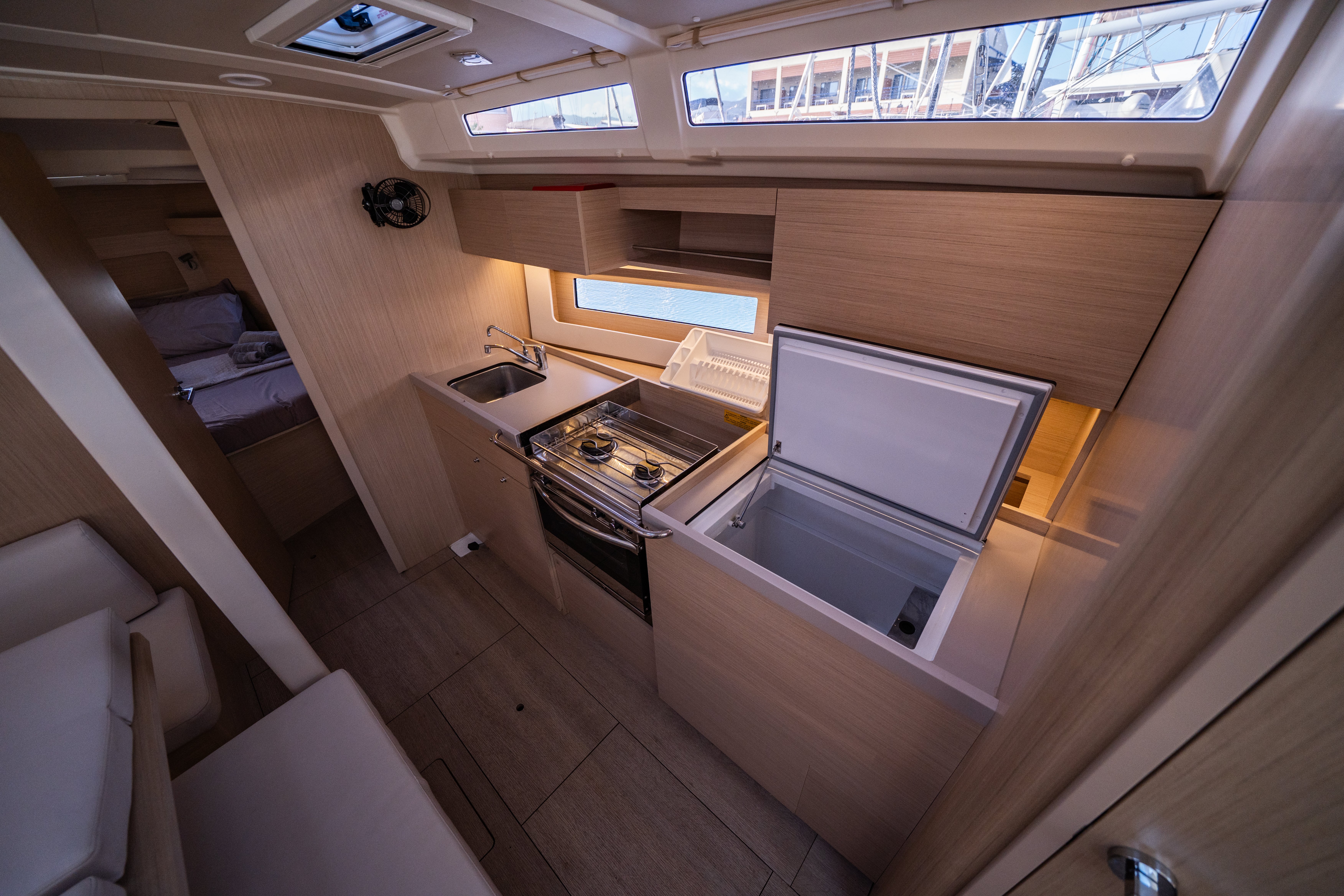 PIPERI - Sailboat in Lefkada