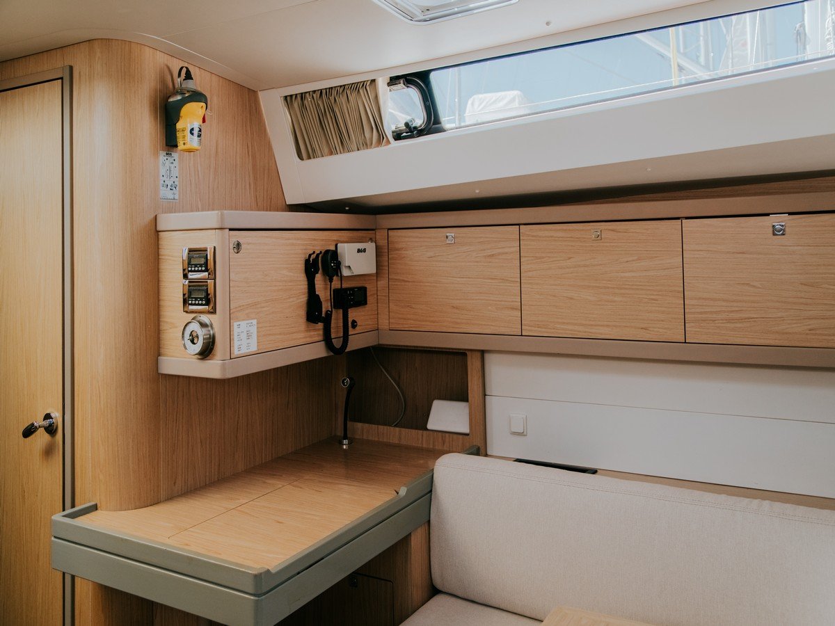 GOLD ONE - Sailboat in Split