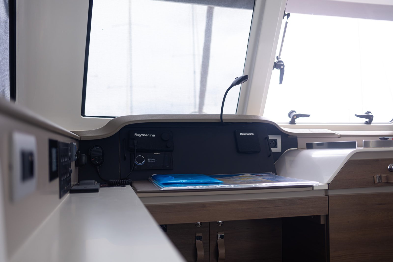 MAYA BAY 4 - Catamaran in Kaštel Gomilica