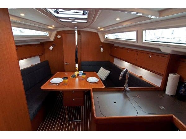 ADRIA MASA - Sailboat in Split