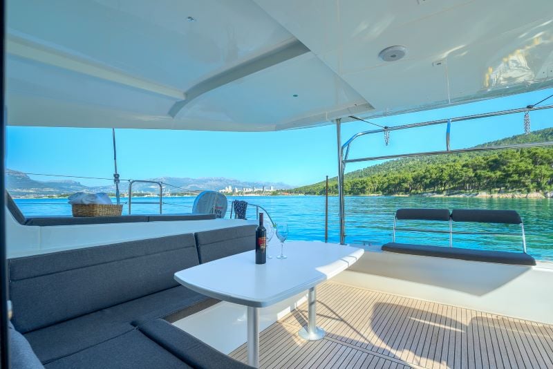 OLYNTHA - Catamaran in Kaštel Gomilica