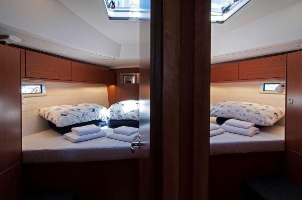 ADRIA MYRIAM - Sailboat in Split