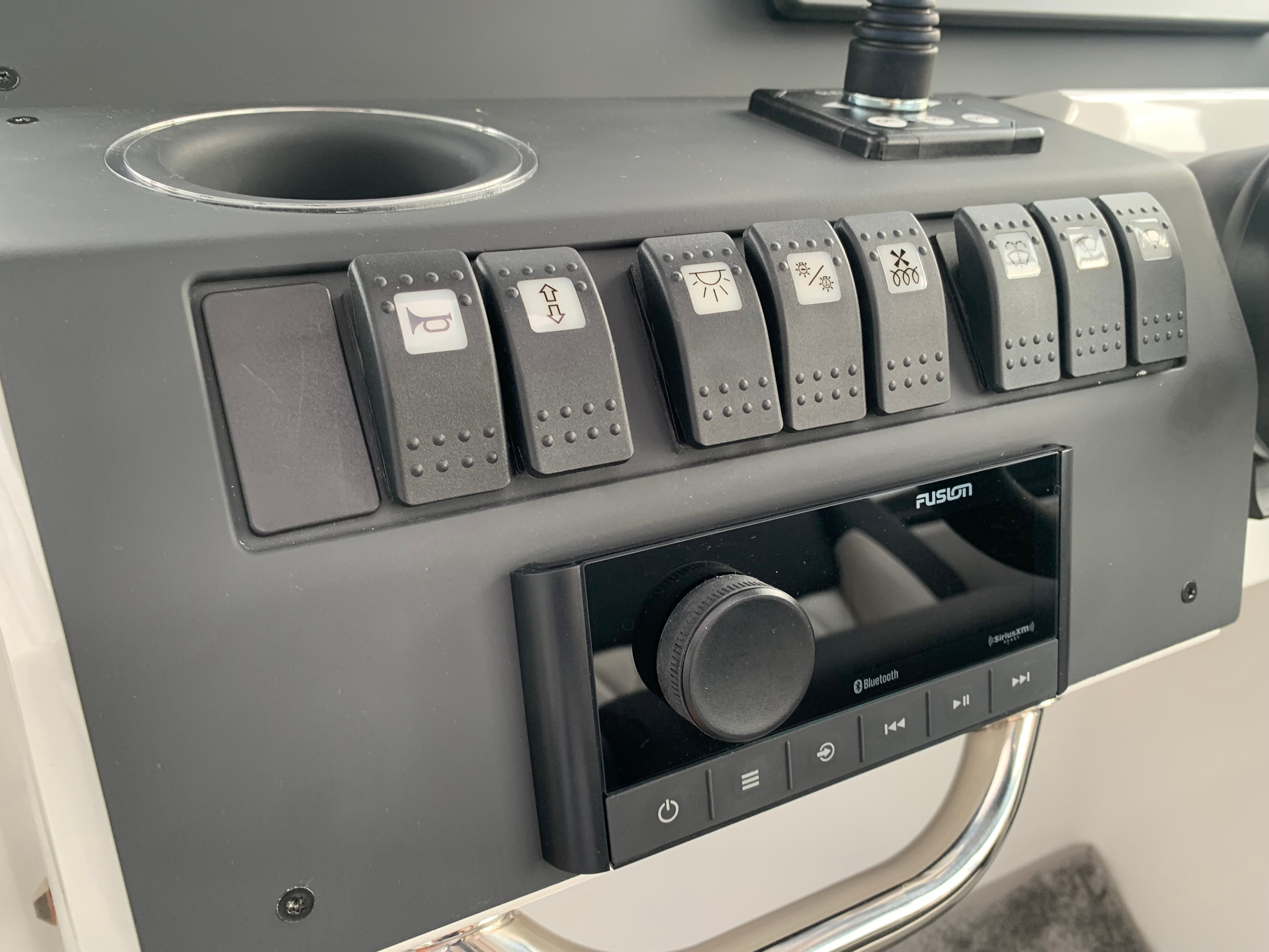 J&LO - Motor Yacht in Trogir