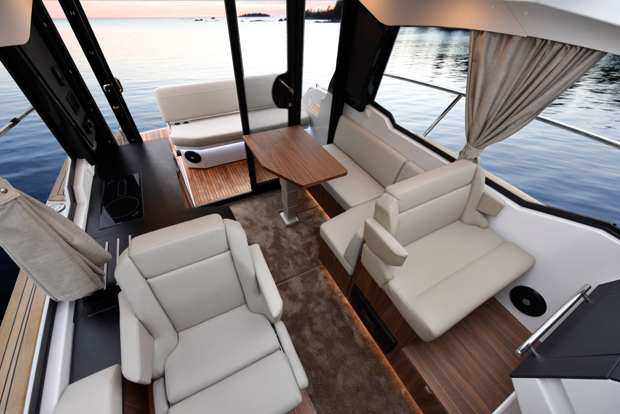 LAGANINI - Motor Yacht in Trogir