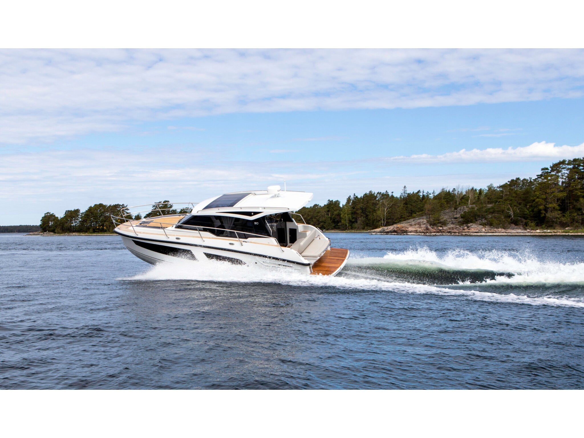 LAGANINI - Motor Yacht in Trogir