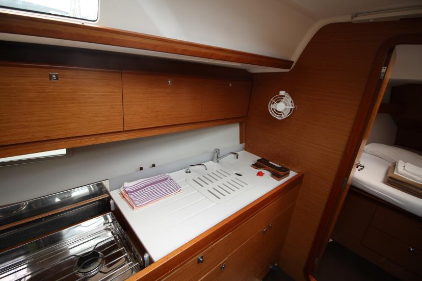 Islay - Sailboat in Biograd na Moru