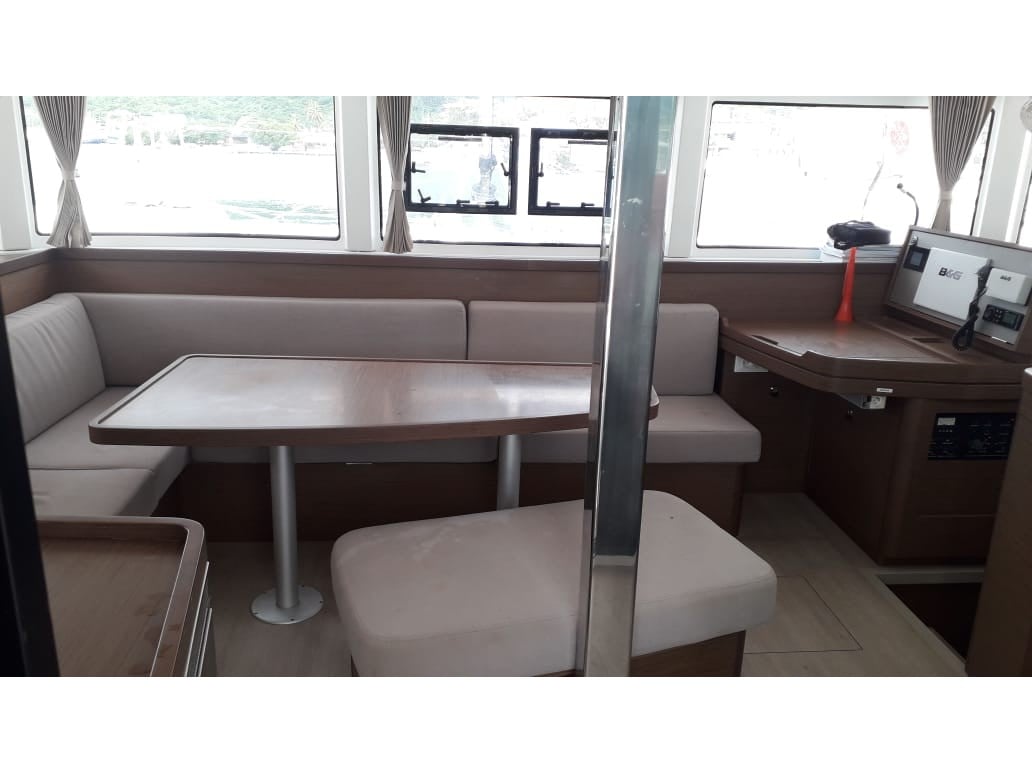 Utopia - Catamaran in Le Marin