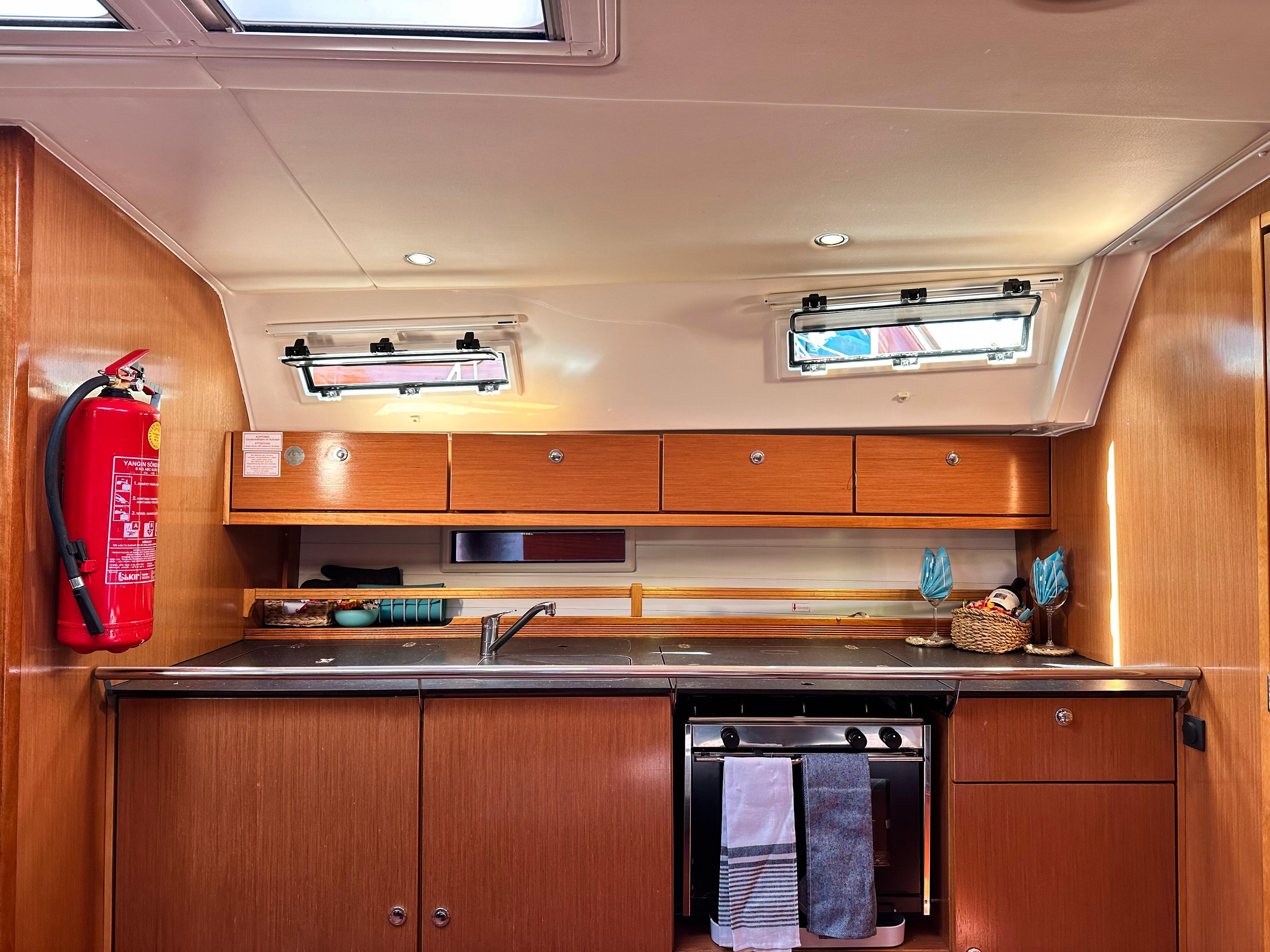 Spark 1 - Sailboat in Eskiçeşme