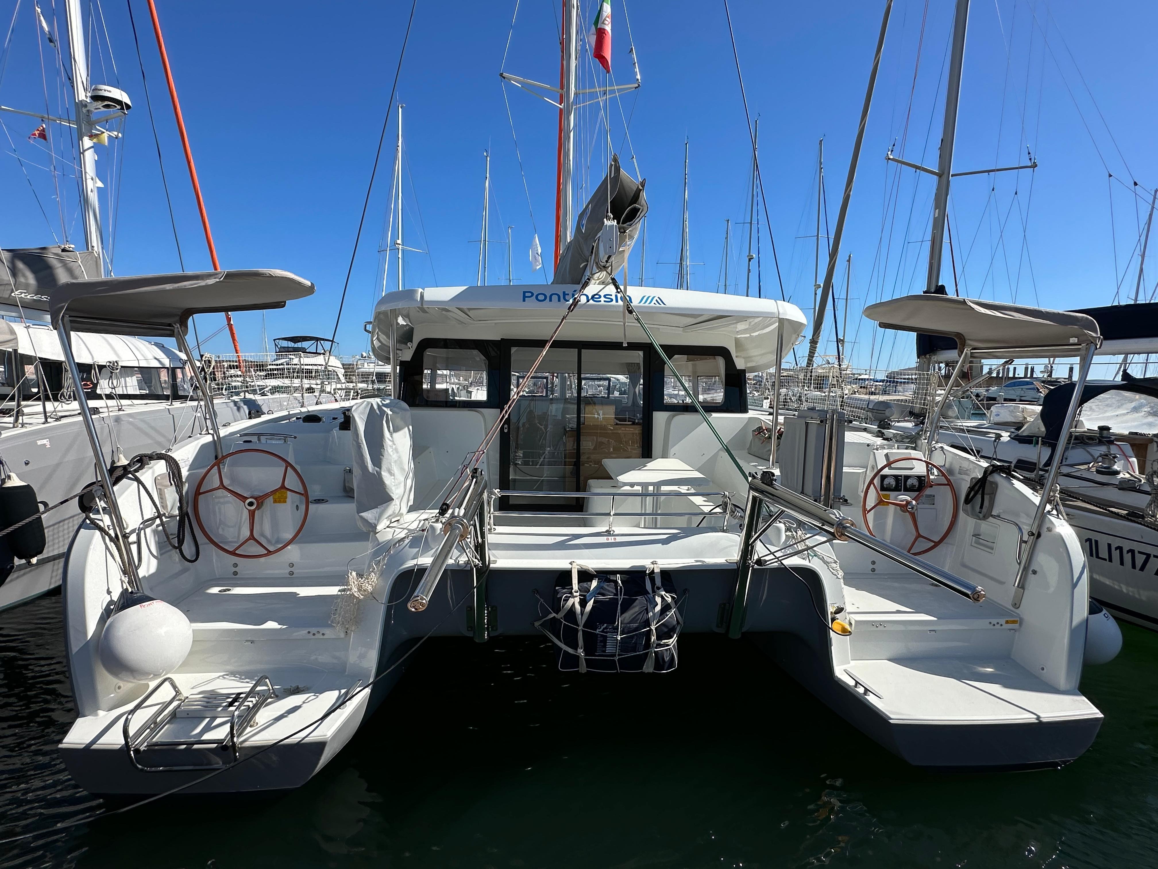 Pontinesia - Catamaran in Nettuno