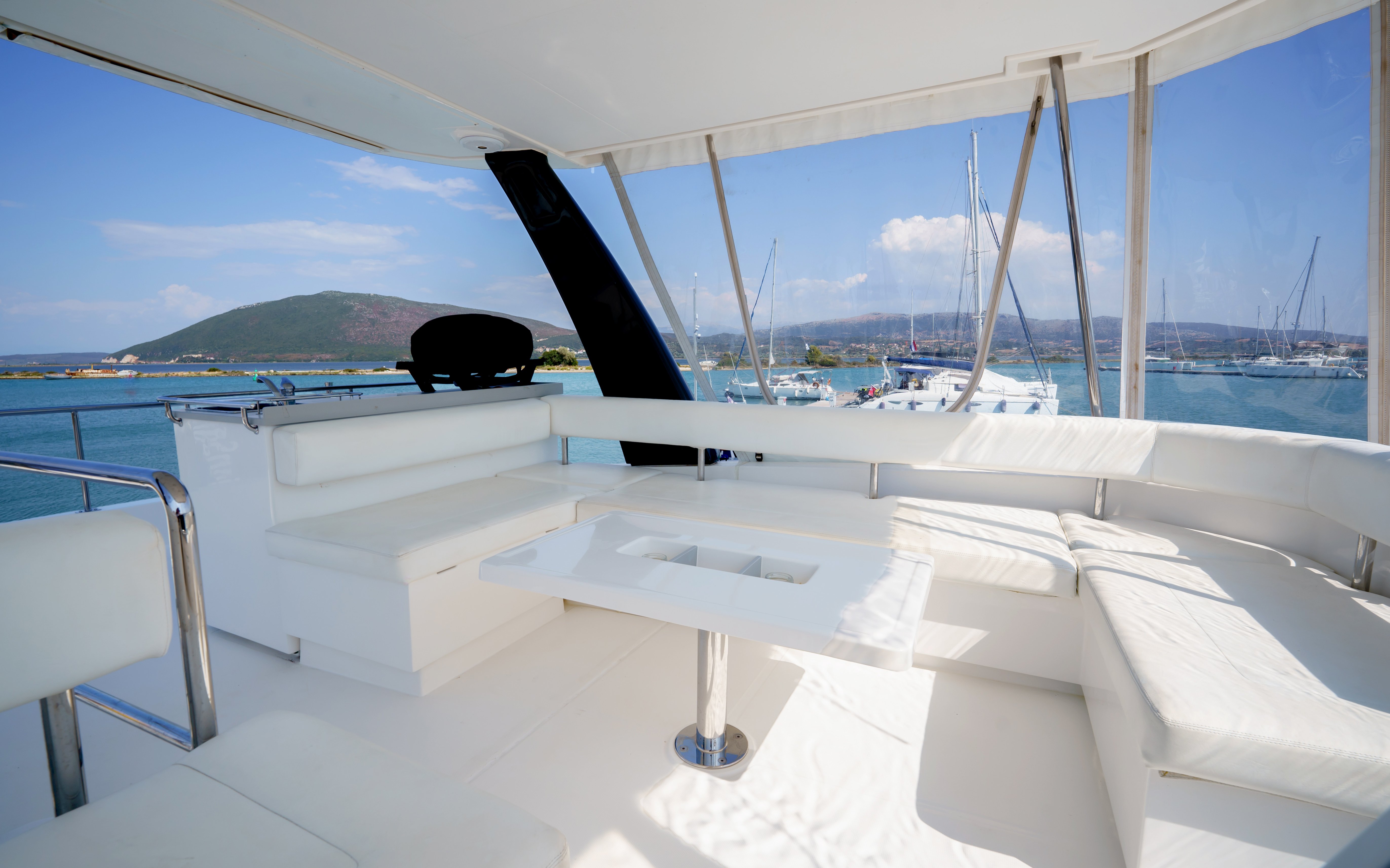 Horizon - Katamaran içinde Lefkada