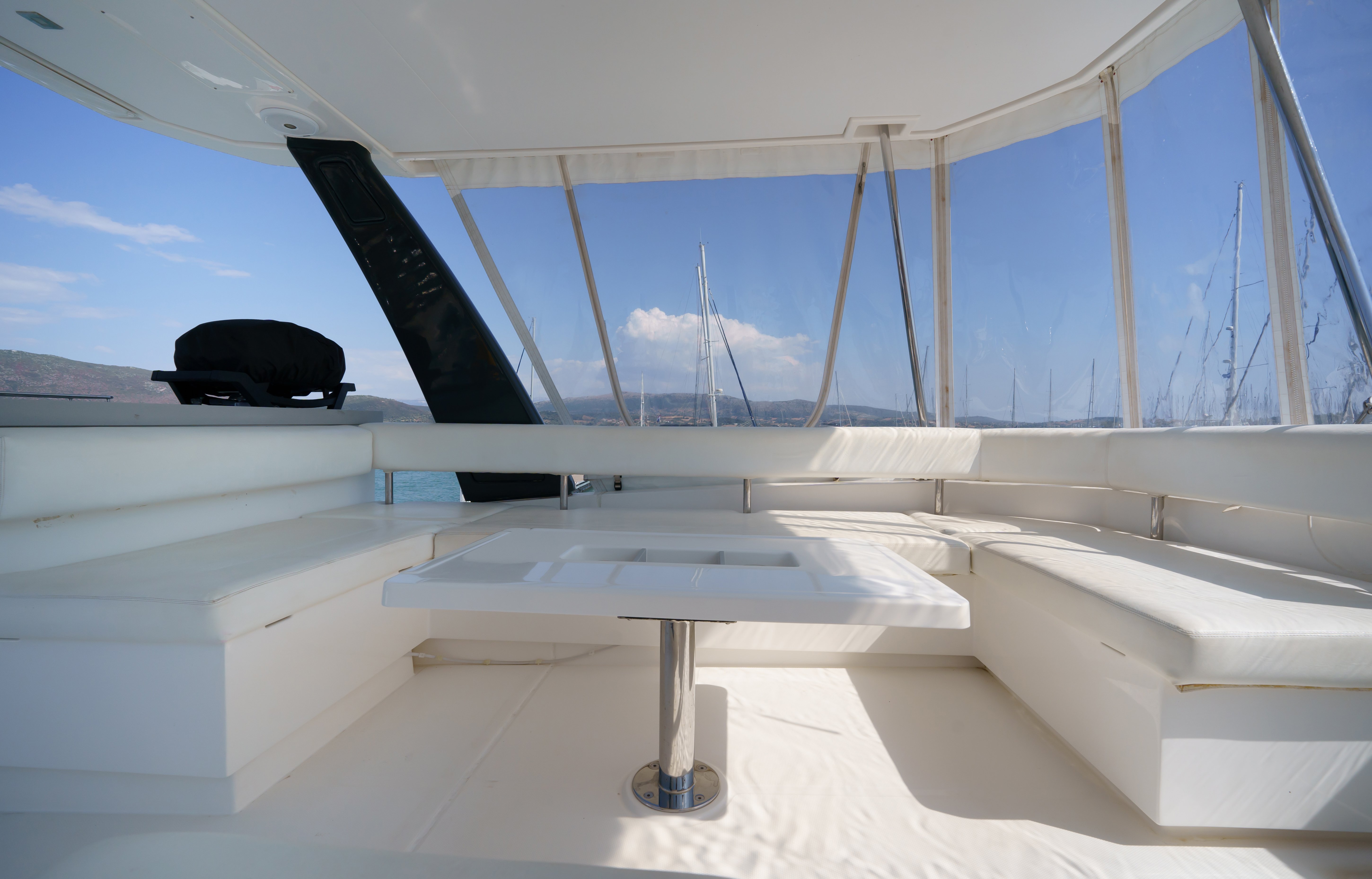 Horizon - Katamaran içinde Lefkada