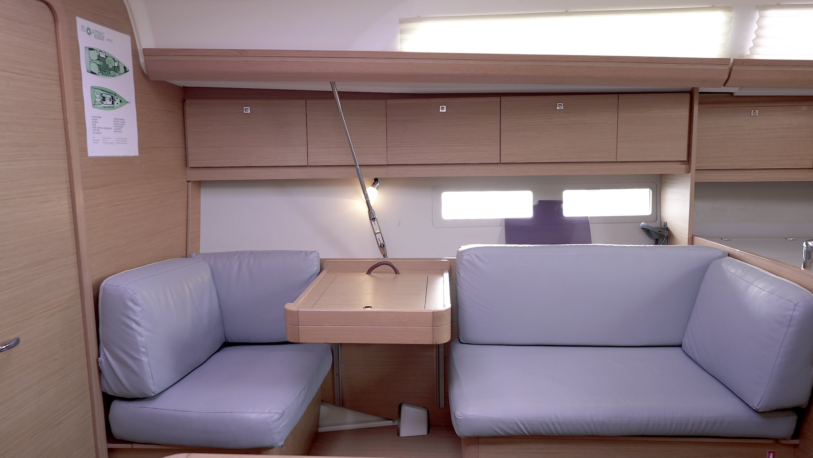 Argo - Yelkenli içinde Lefkada