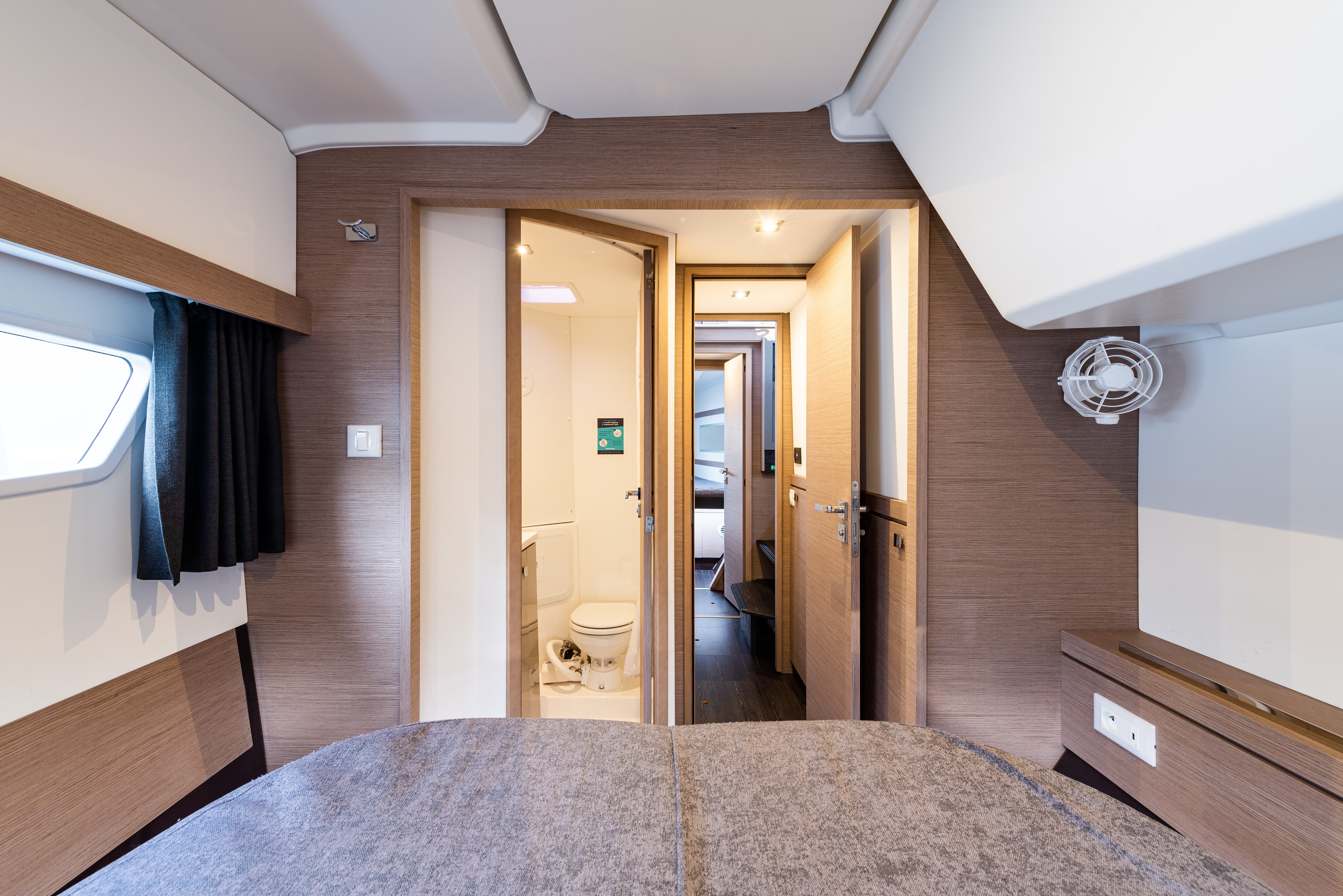 Rih - Katamaran içinde Lefkada