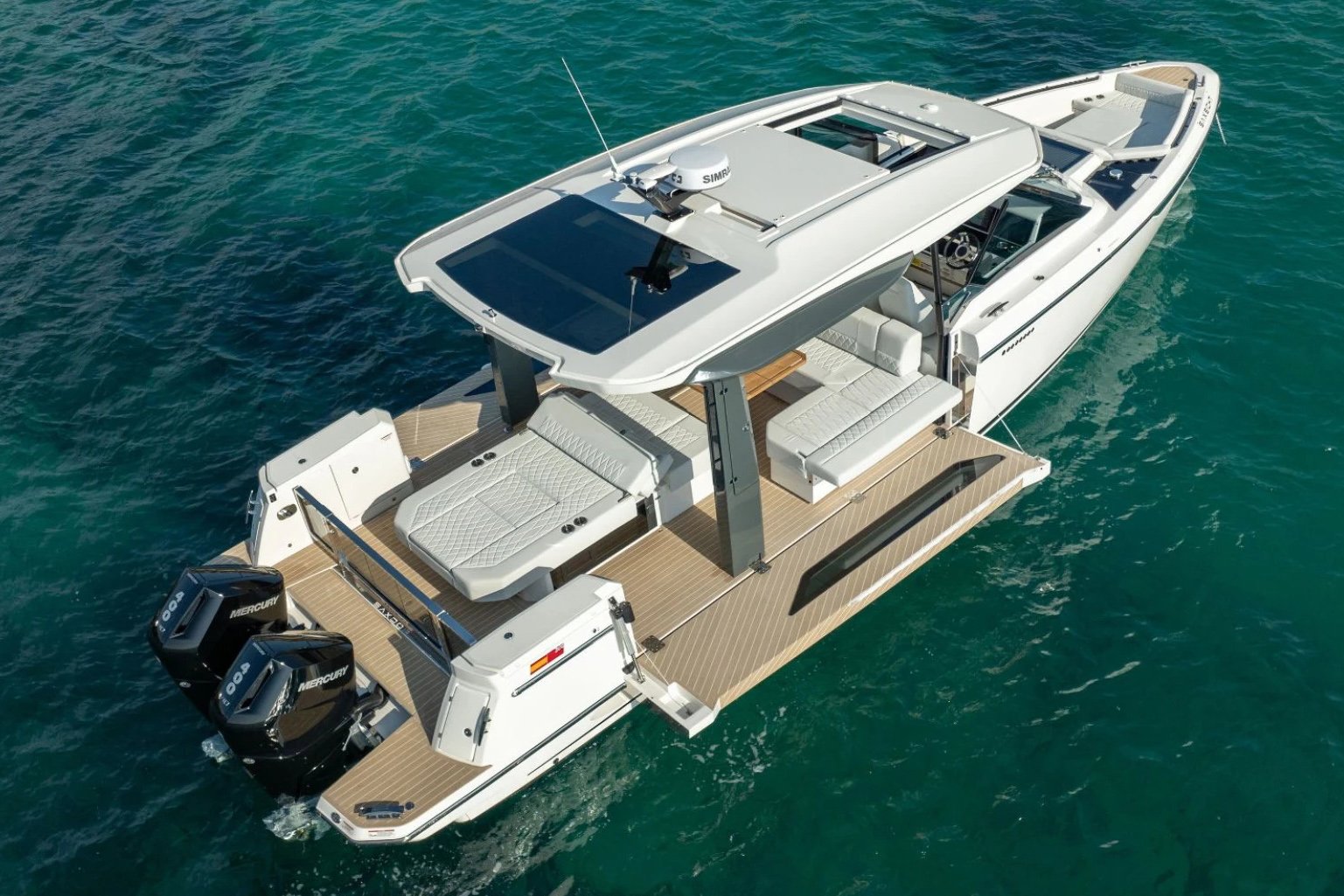 Allora - Motor Yacht in Paros