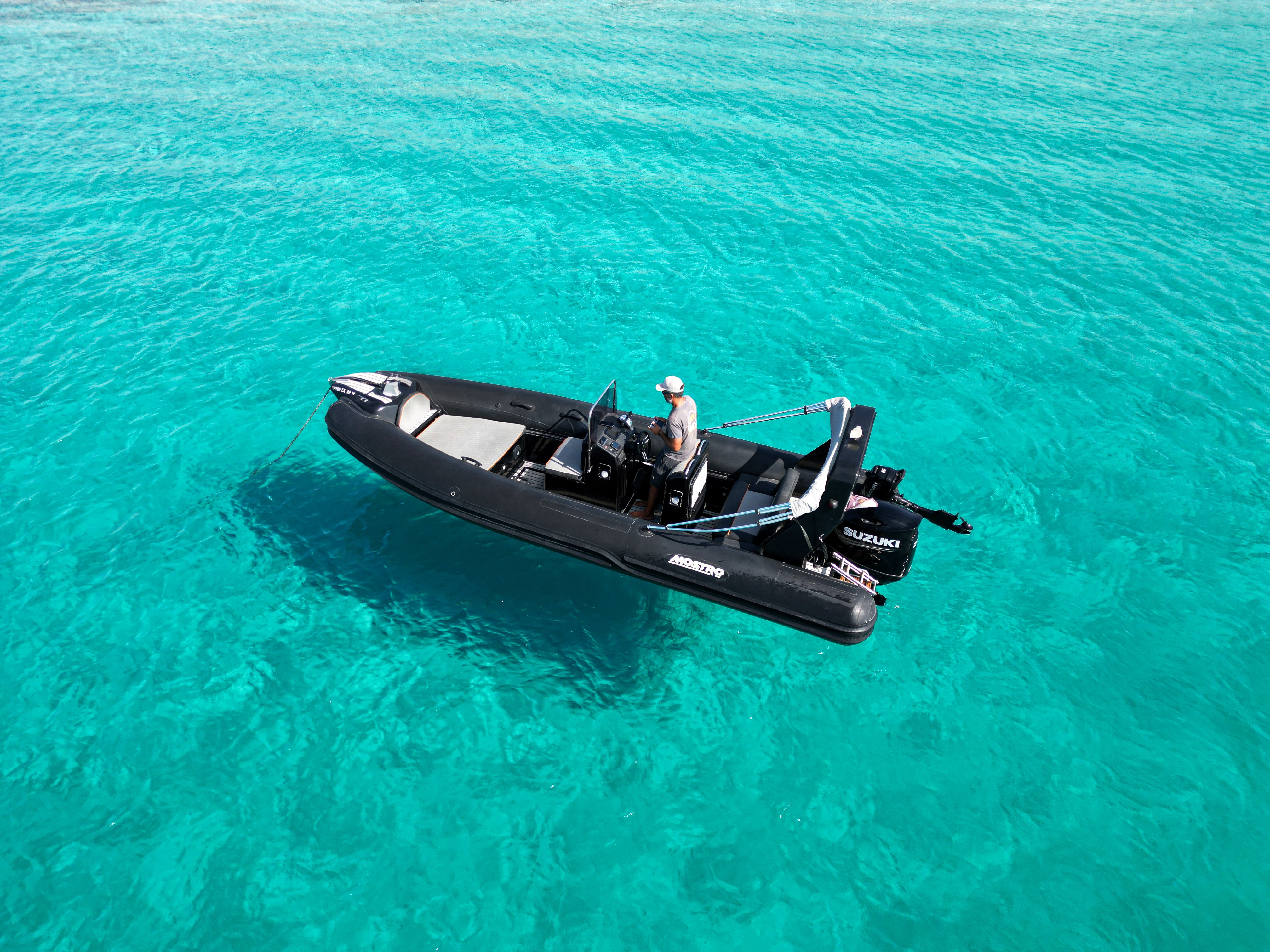 Triton - Motor Yacht in Paros