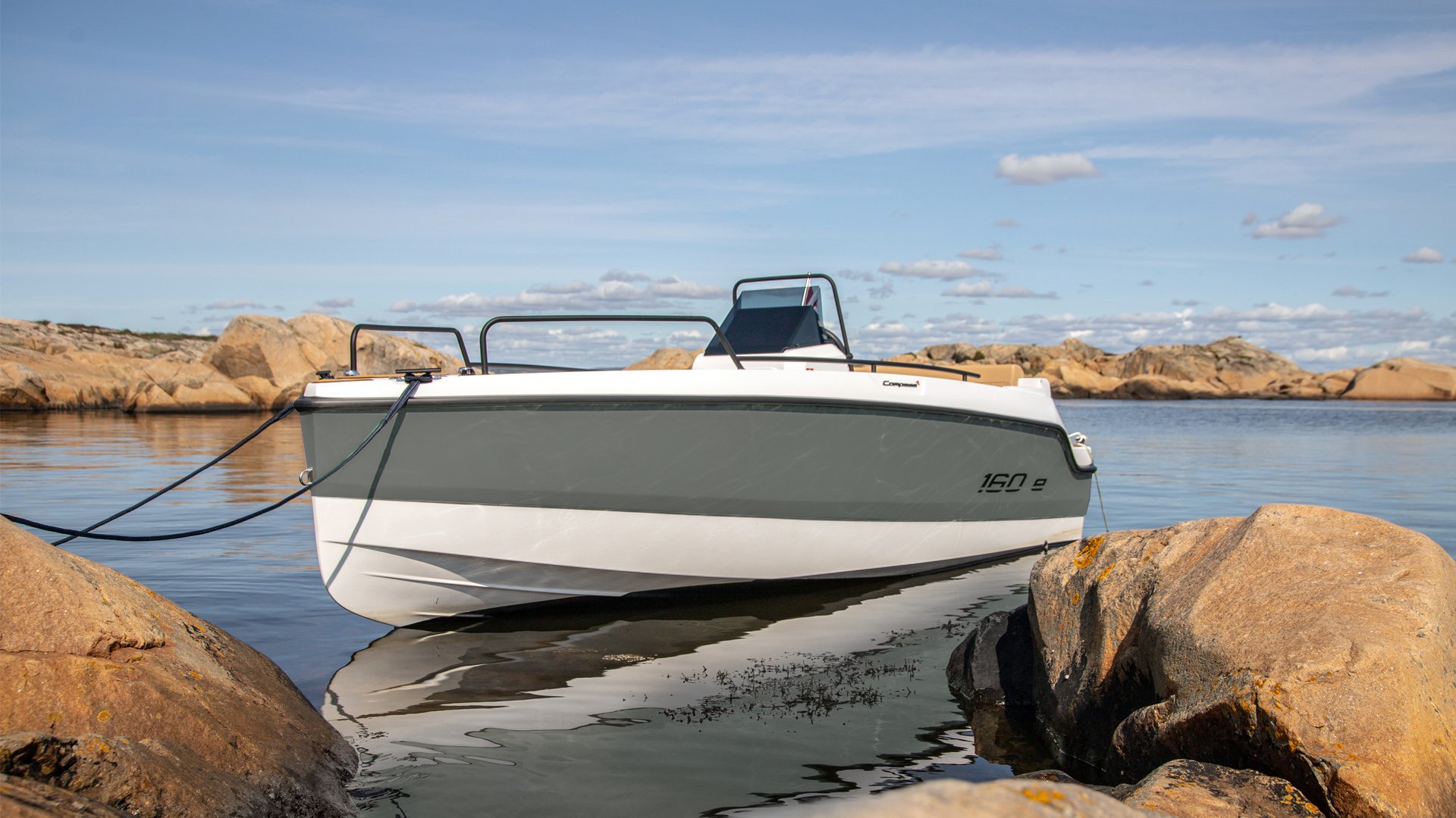 Alia - Motor Yacht in Paros