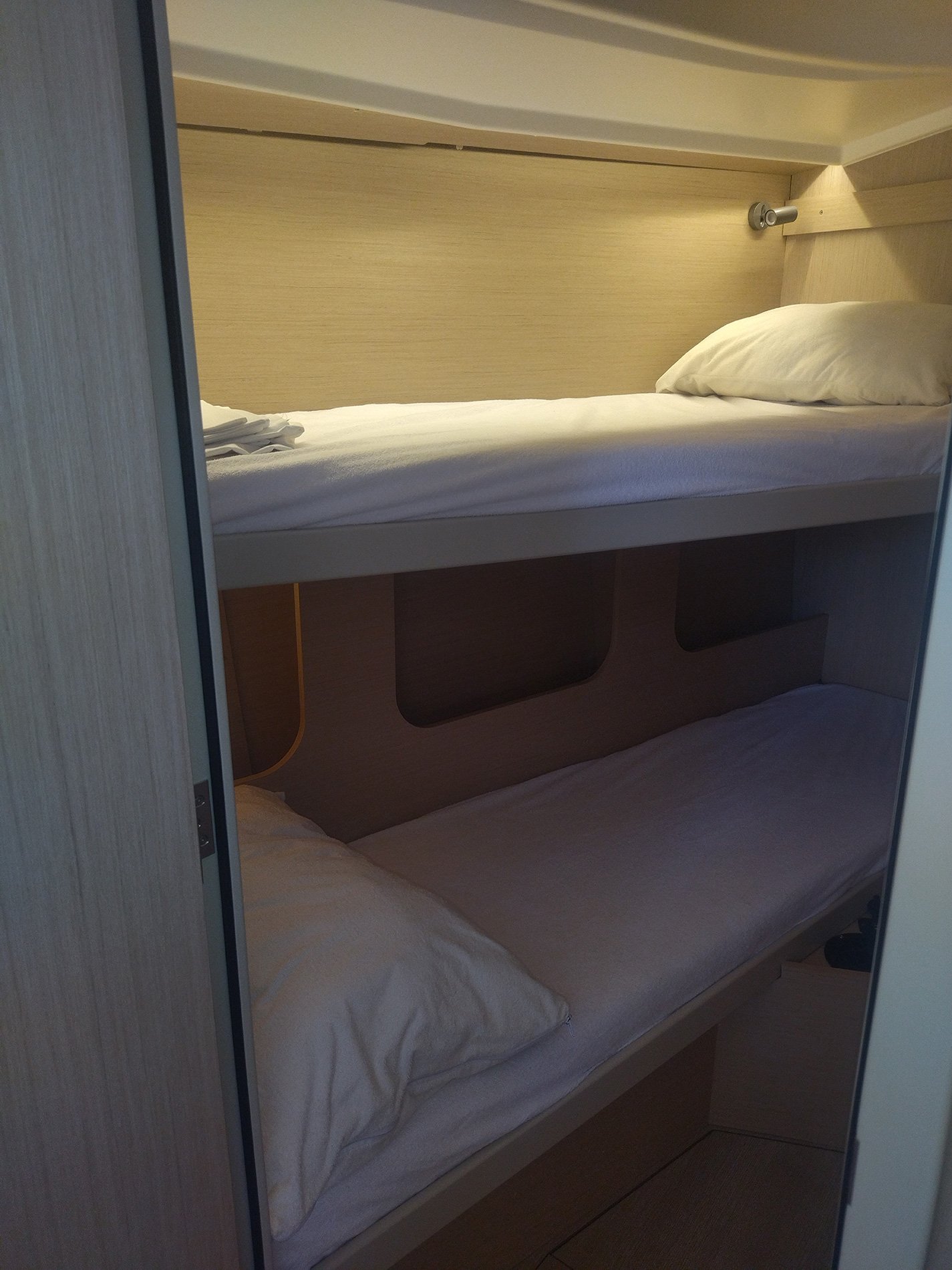 MAGNUM - Sailboat in Alimos