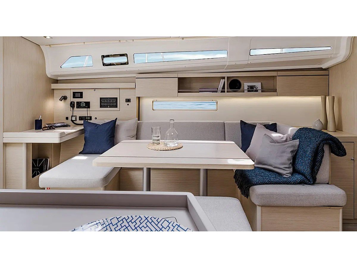 STEFANO - Sailboat in Paros