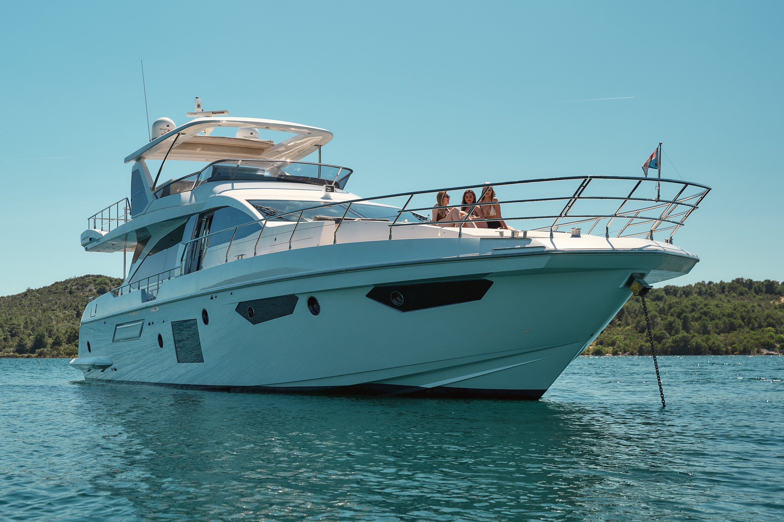 Alyss - Motor Yacht in Skradin