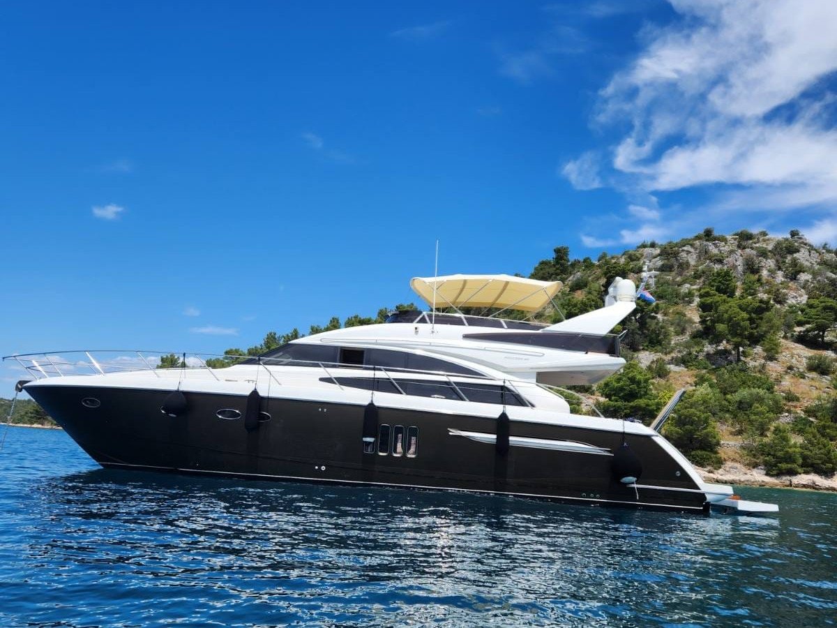 Sassy - Motor Yacht in Podstrana