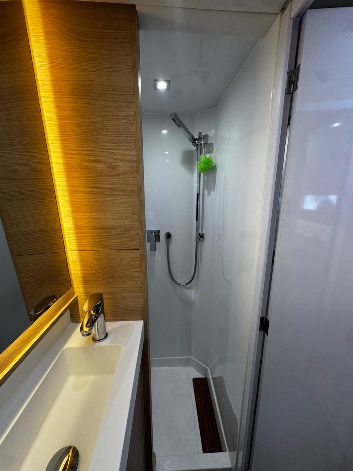 Zarah - Catamaran in Città metropolitana di Messina