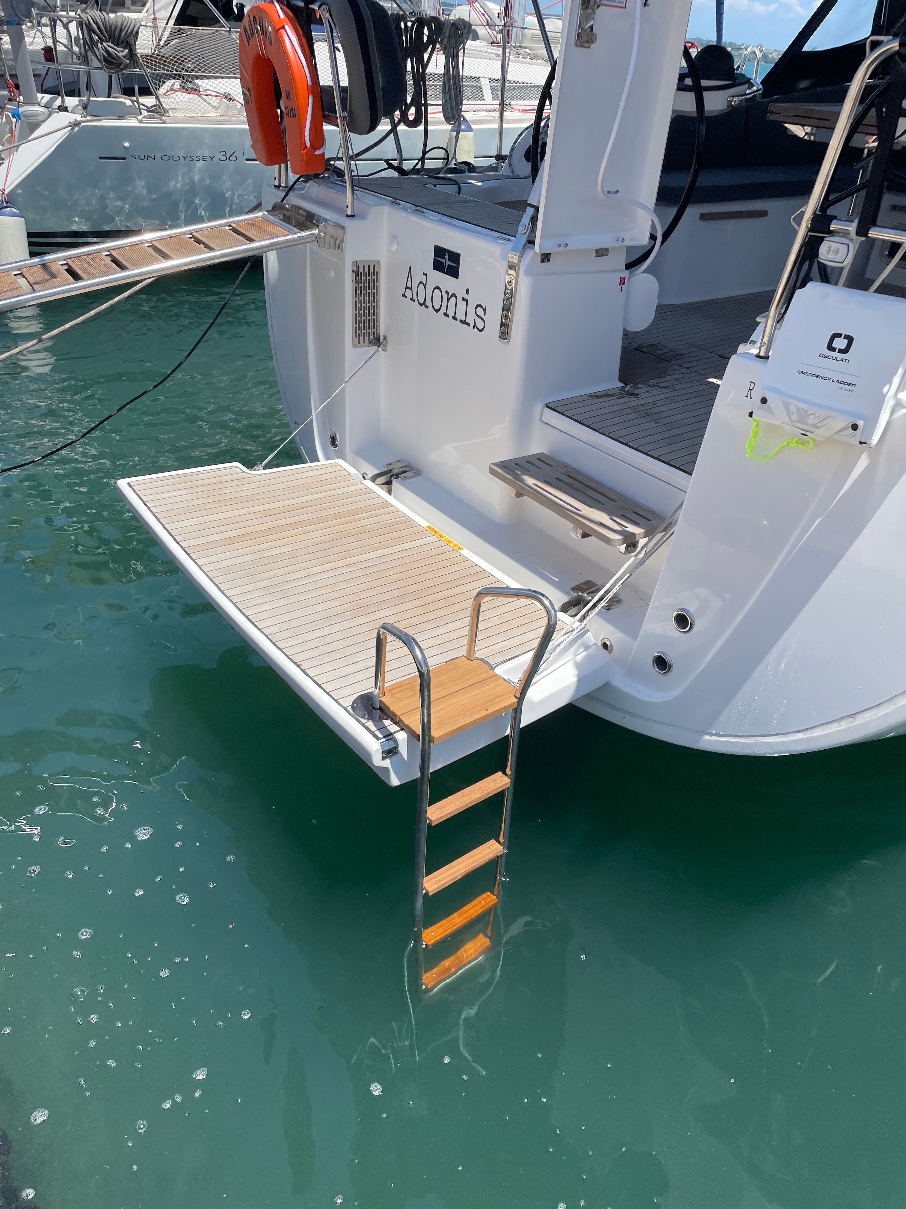 Adonis - Sailboat in Preveza