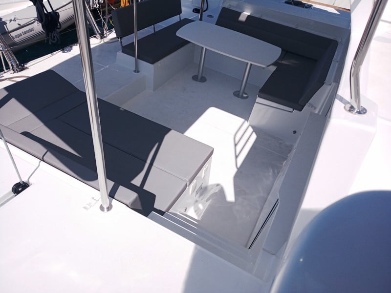 Golden Dream - Katamaran içinde Lavrio