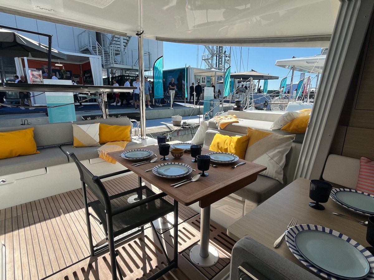 Why Not 22 - Katamaran içinde Lefkada