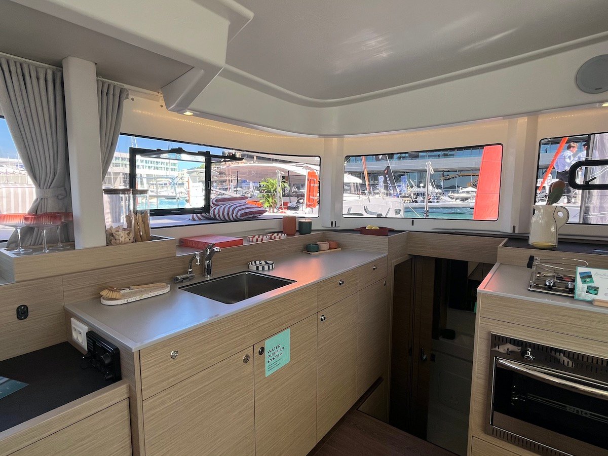 Why Not 22 - Katamaran içinde Lefkada