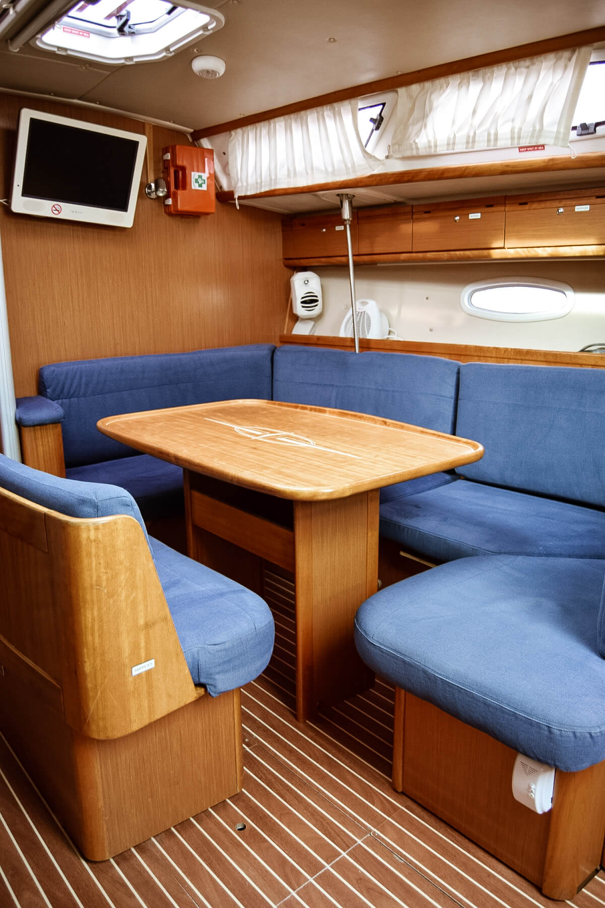 Okyrroy - Sailboat in Kavala