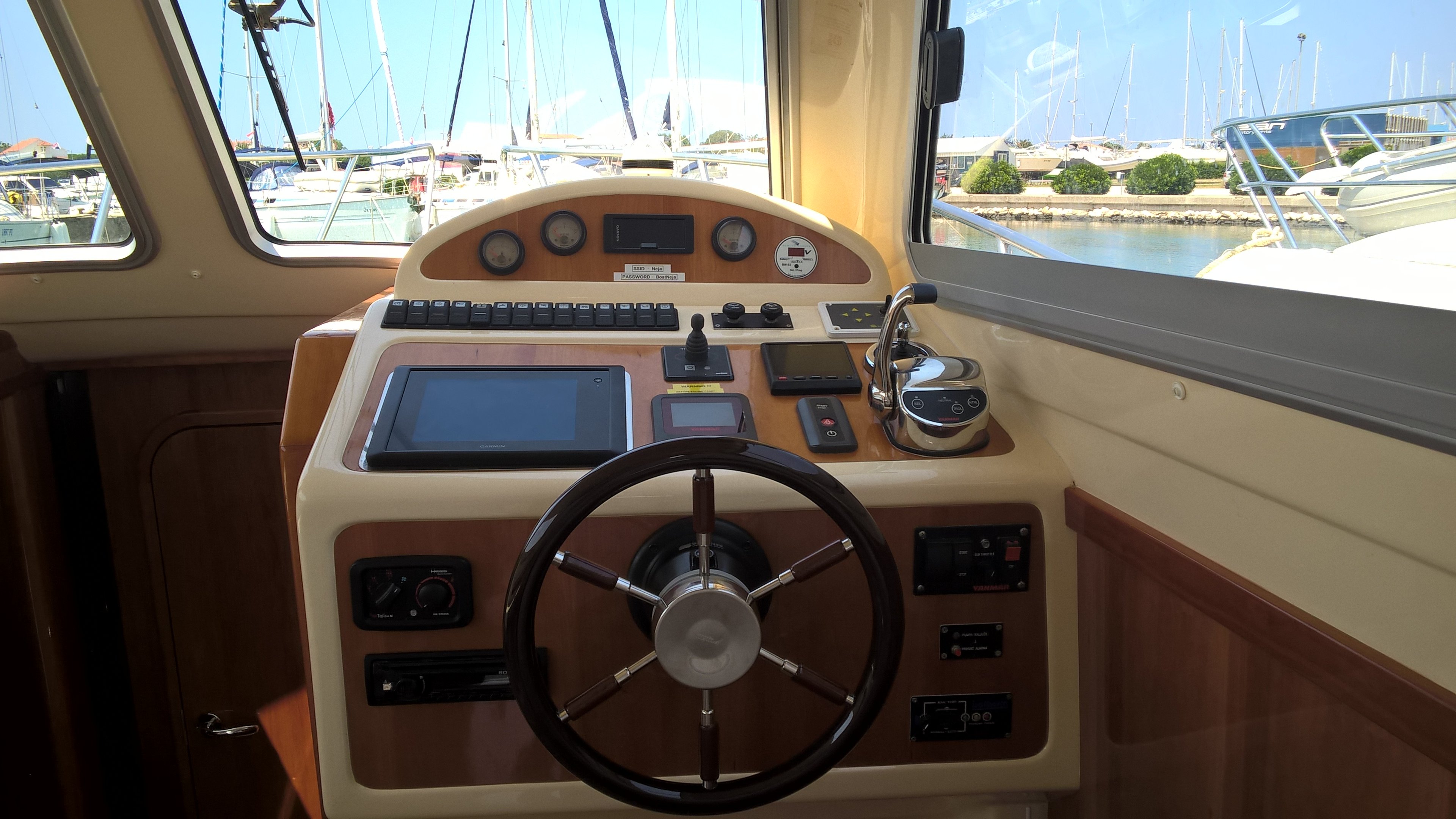 Damor 980 Fjera - Motor Yacht in Jezera